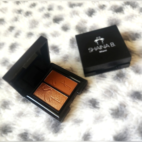 Shaina B. Miami Eyeshadow Duo and Blush Bundle! Brand New Mini Pallettes - Picture 3 of 4